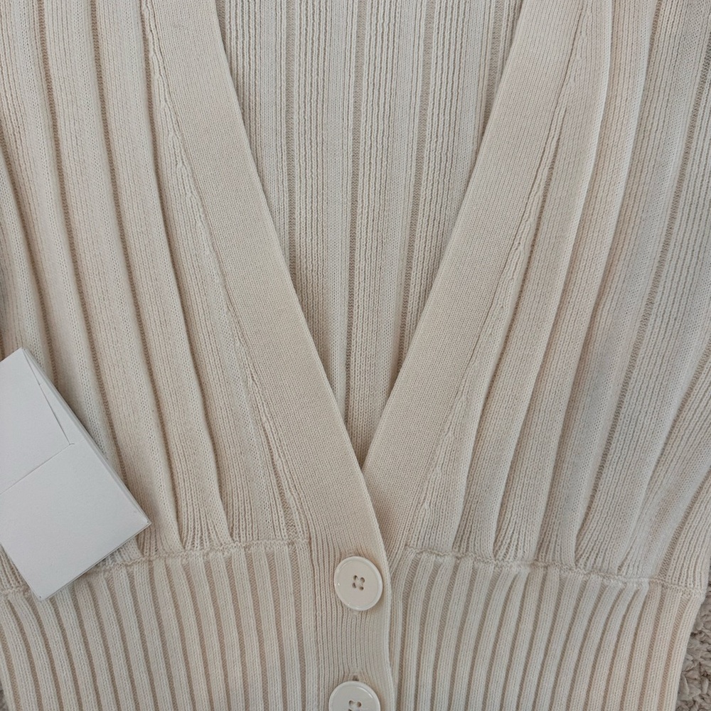 NWT/NEVER WORN Aritizia Wilfred Plunge Front Cardigan - Picture 3 of 7